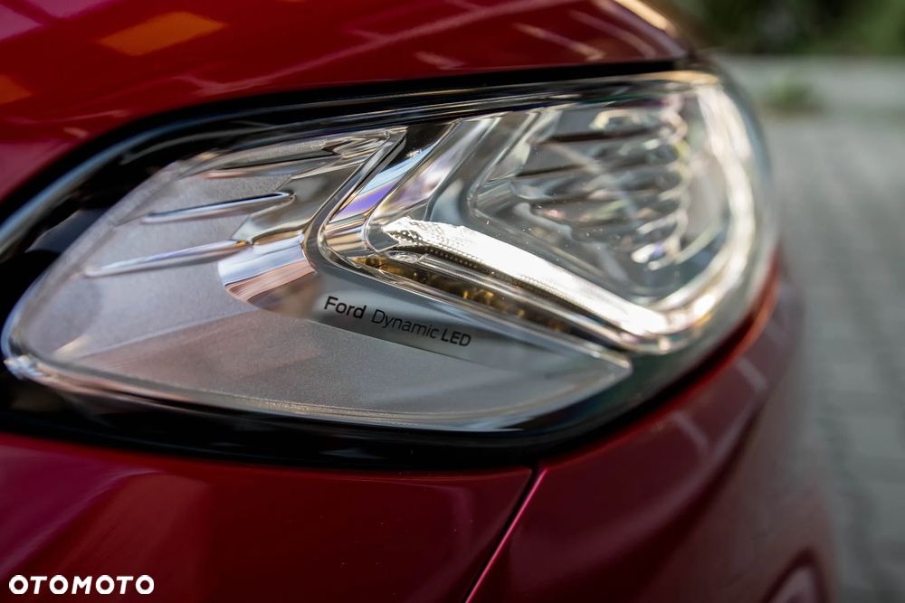Ford Mondeo - 12
