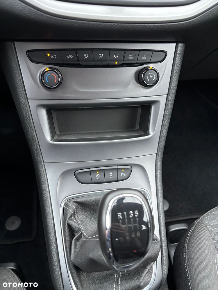 Opel Astra 1.5 D Start/Stop 2020 - 8