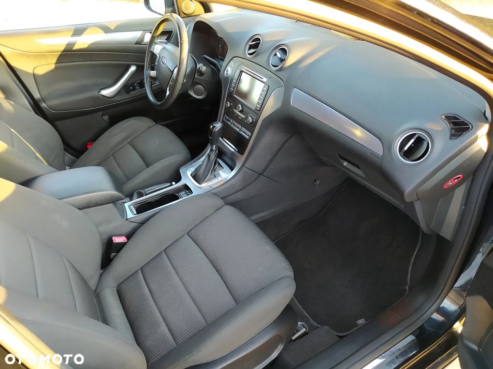 Ford Mondeo 2.2 TDCi Titanium - 22