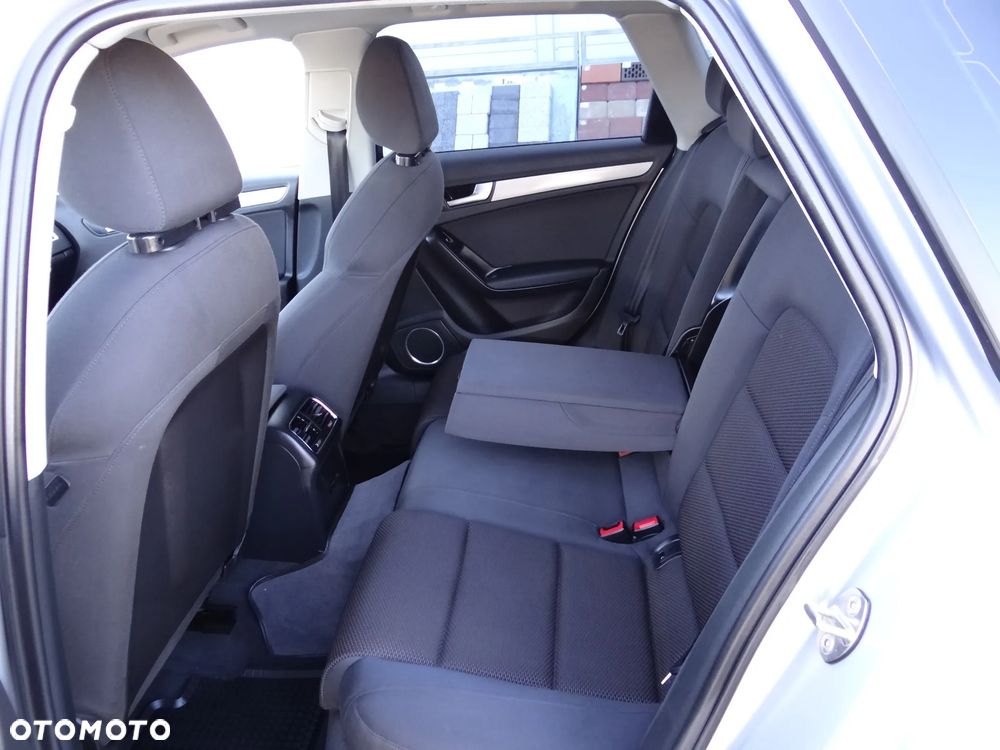 Audi A4 Allroad 2.0 TDI DPF S tronic - 8