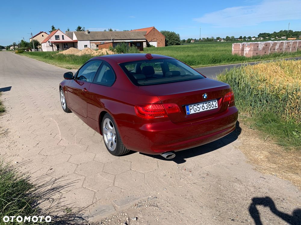 BMW Seria 3 320d - 6