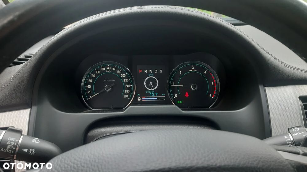 Jaguar XF 3.0 V6 Diesel S Sportbrake - 15