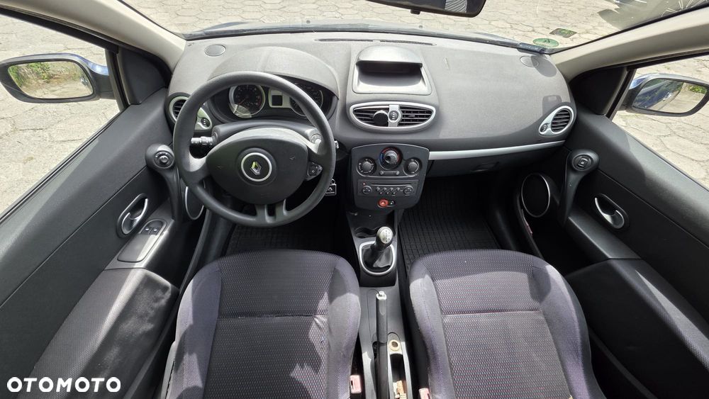 Renault Clio 1.5 dCi Extreme - 2