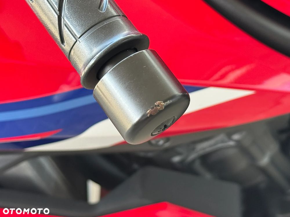 Honda CBR - 13