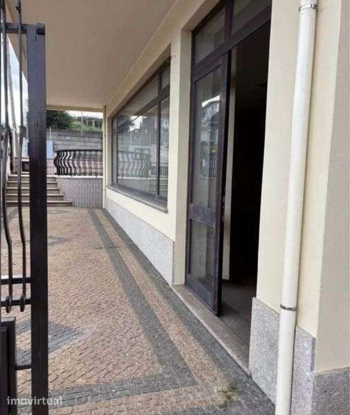 Arrenda-se Espaço Comercial Jovim Gondomar - Grande imagem: 2/7