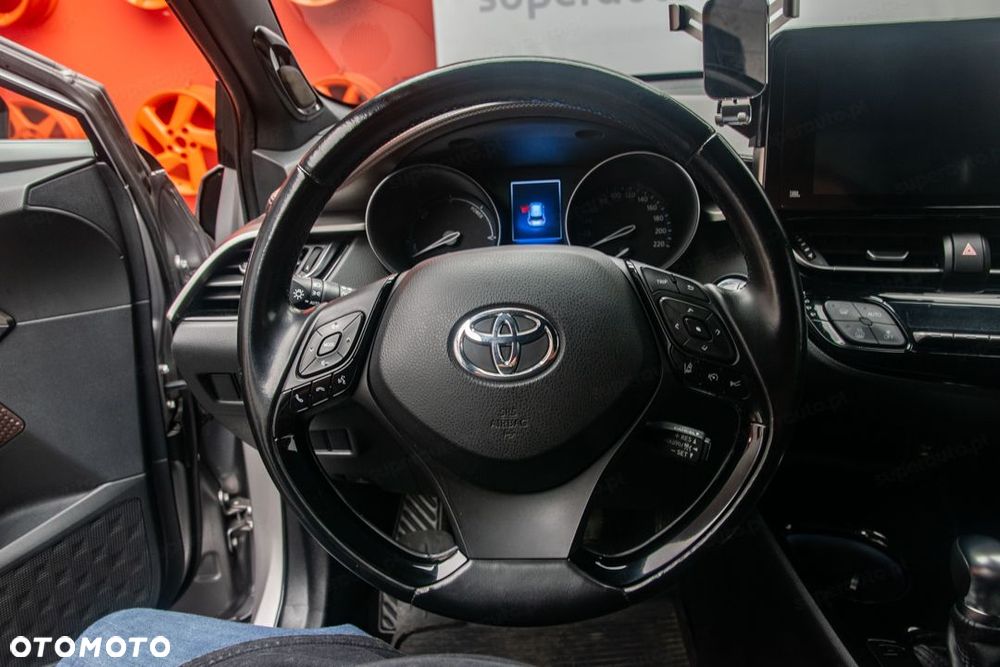 Toyota C-HR - 13