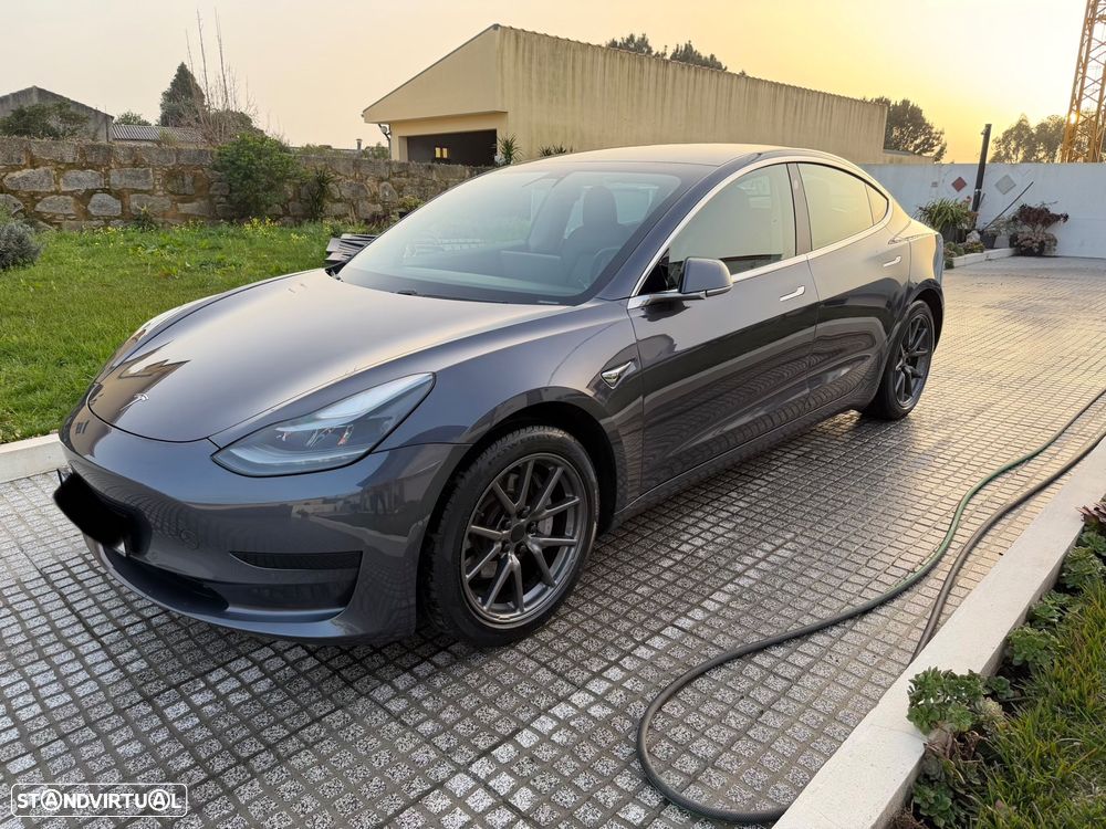 Tesla Model 3 Standard Range Plus RWD - 11