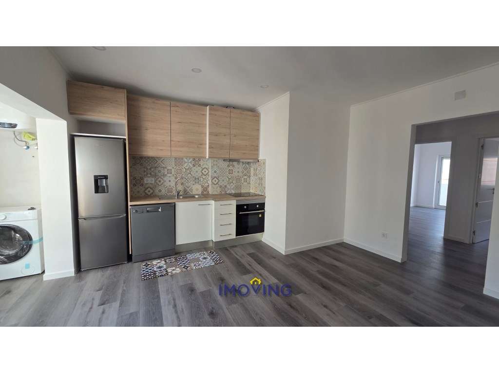 Apartamento T2 totalmente remodelado na Baixa da Banheira - Grande imagem: 3/21