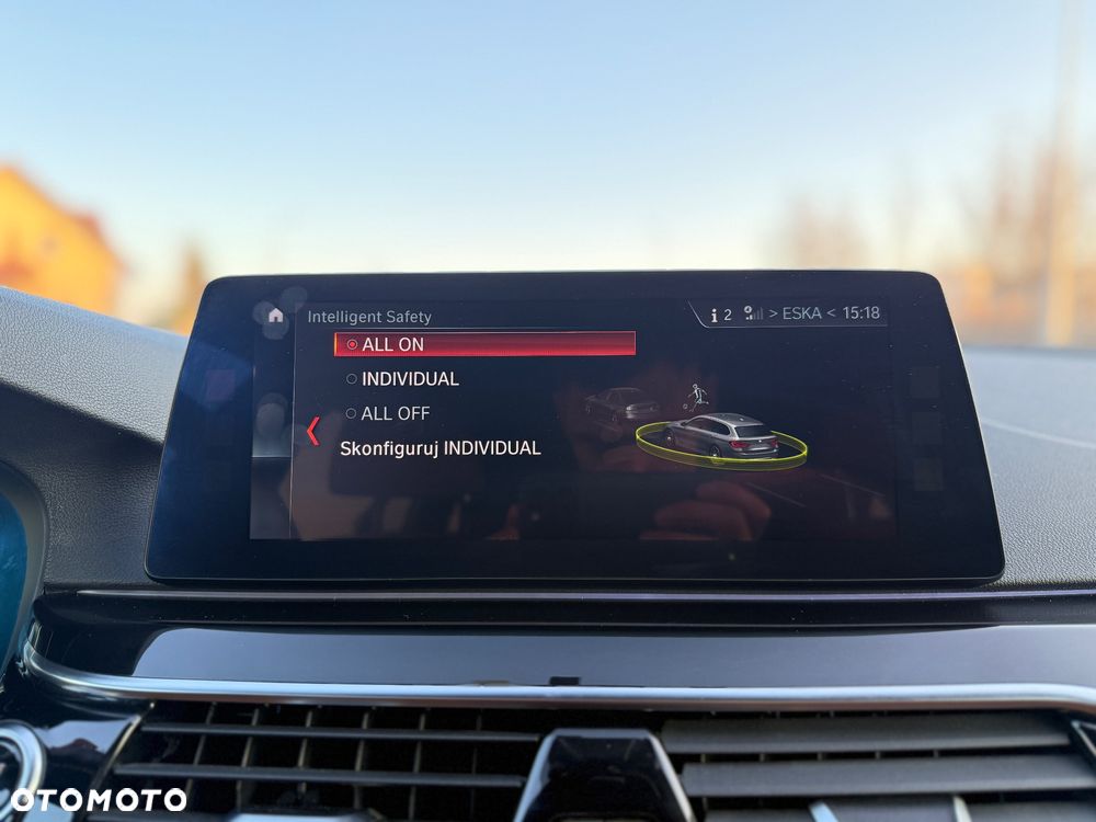 BMW Seria 5 520d M Sport sport - 30