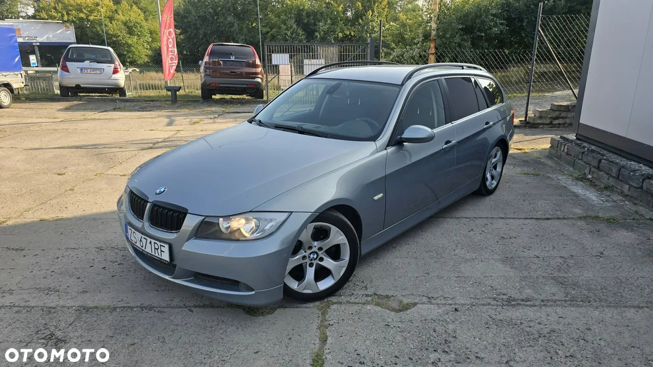 BMW Seria 3 318i Touring Edition Sport - 22