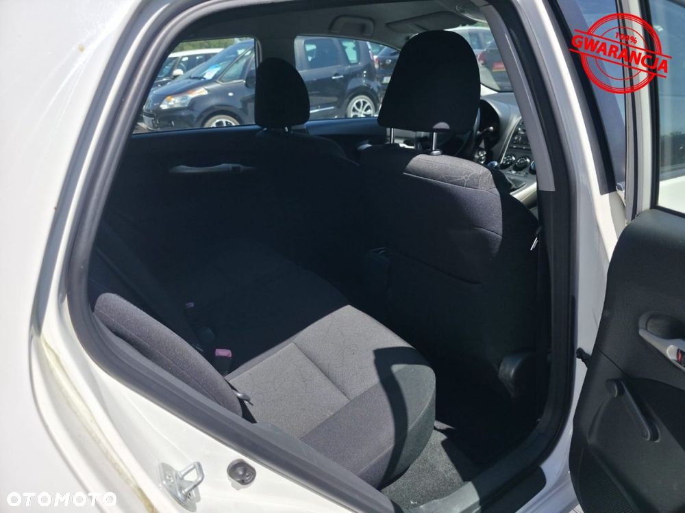 Toyota Auris 1.4 D-4D Premium - 21