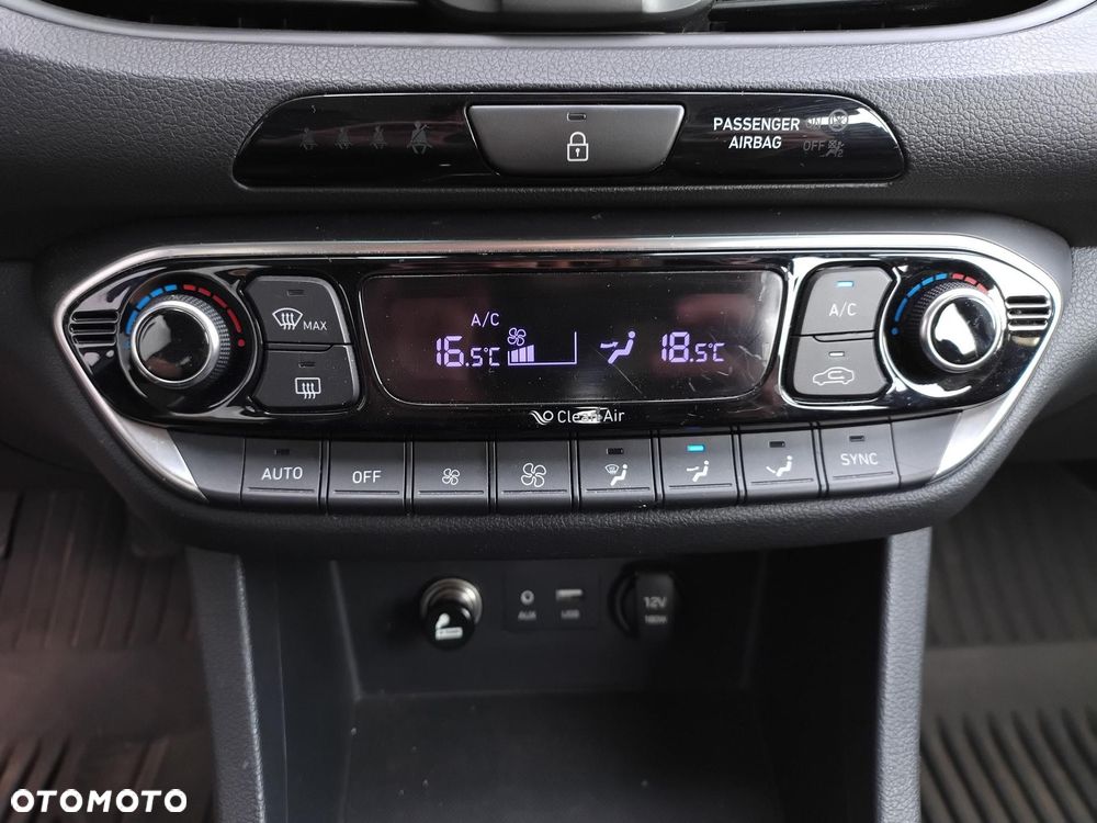 Hyundai i30 1.4 Comfort - 18