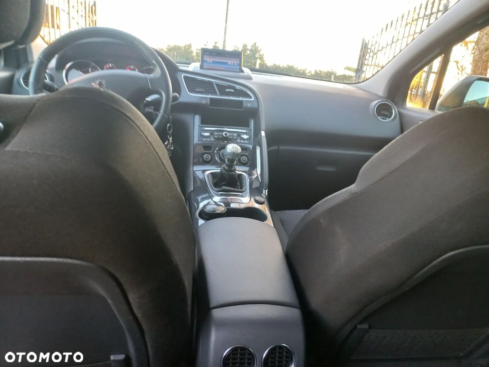 Peugeot 3008 2.0 HDi Premium - 15