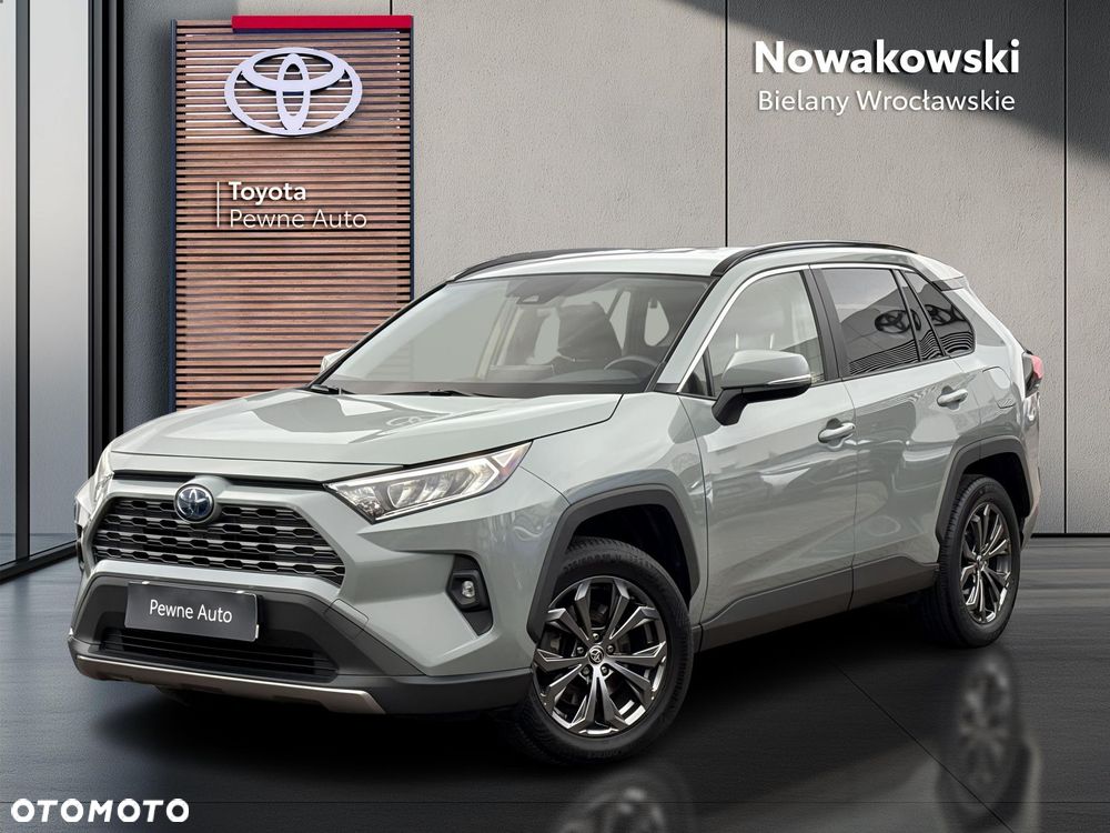 Toyota RAV4 - 1