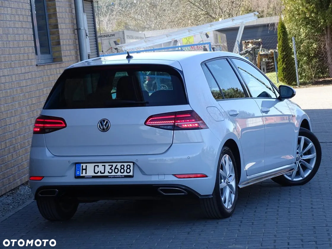 Volkswagen Golf - 17