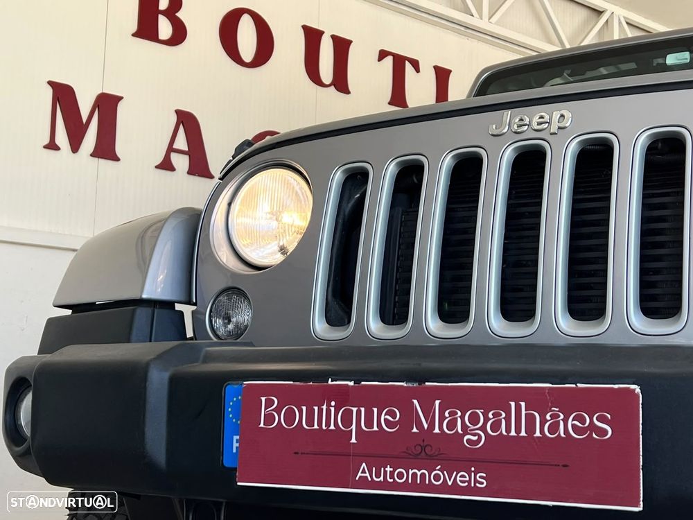 Jeep Wrangler - 4
