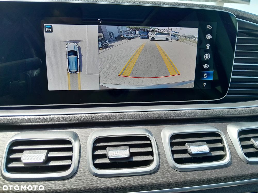 Mercedes-Benz GLE 300 d 4-Matic - 12