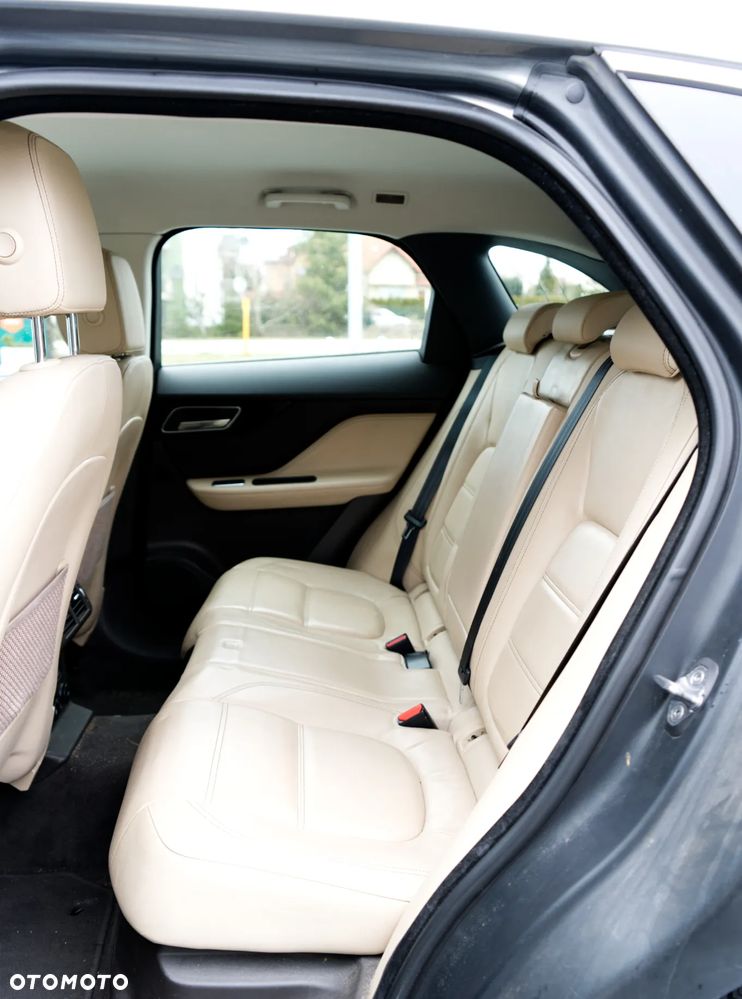 Jaguar F-Pace 2.0 i4D AWD Prestige - 6