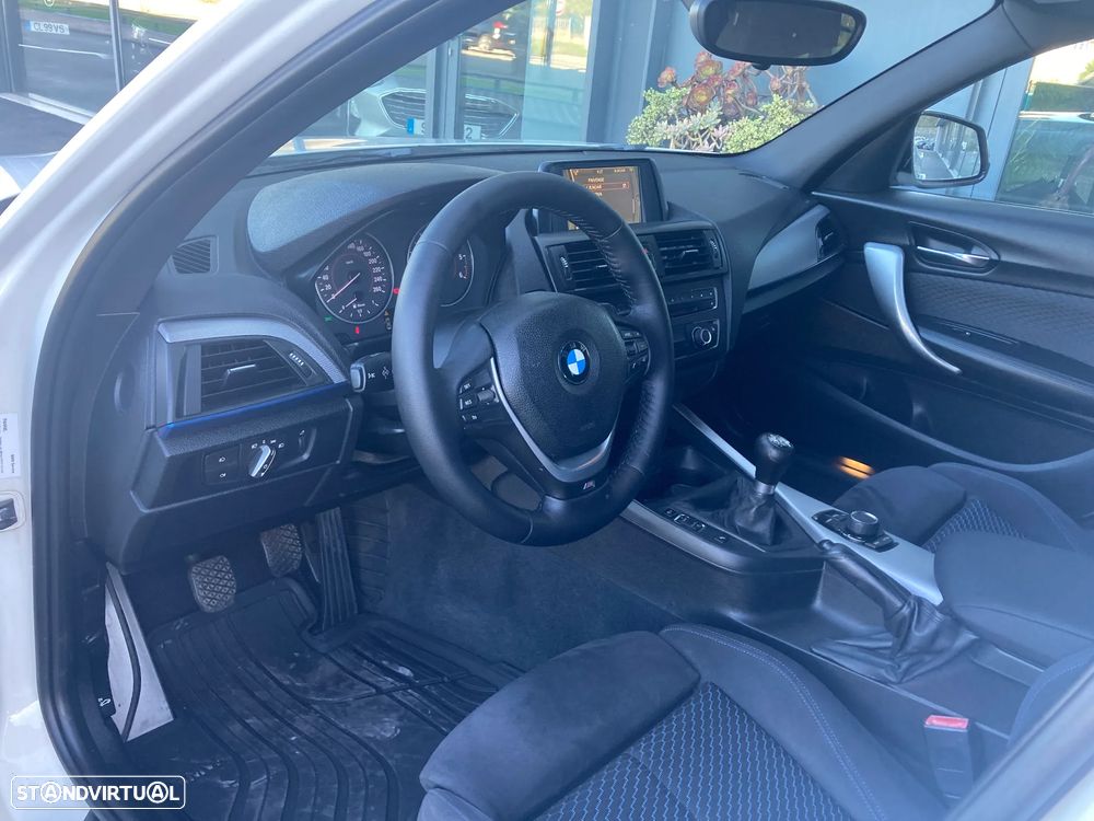 BMW 118 d xDrive Pack M - 12
