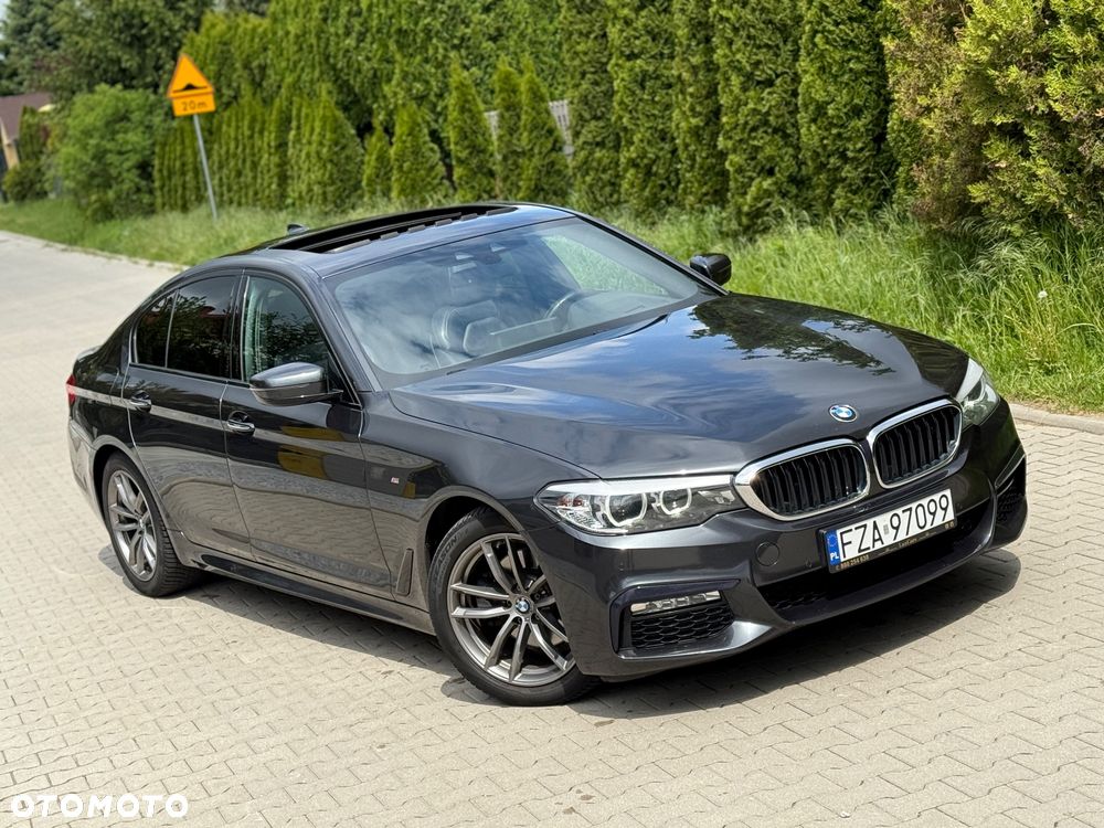 BMW Seria 5 520d M Sport - 10