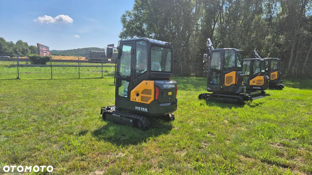 Hyundai HX19A - 8