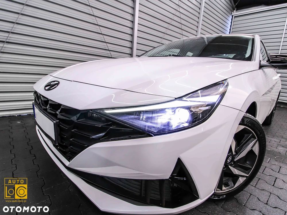 Hyundai Elantra 1.6 Executive CVT - 29