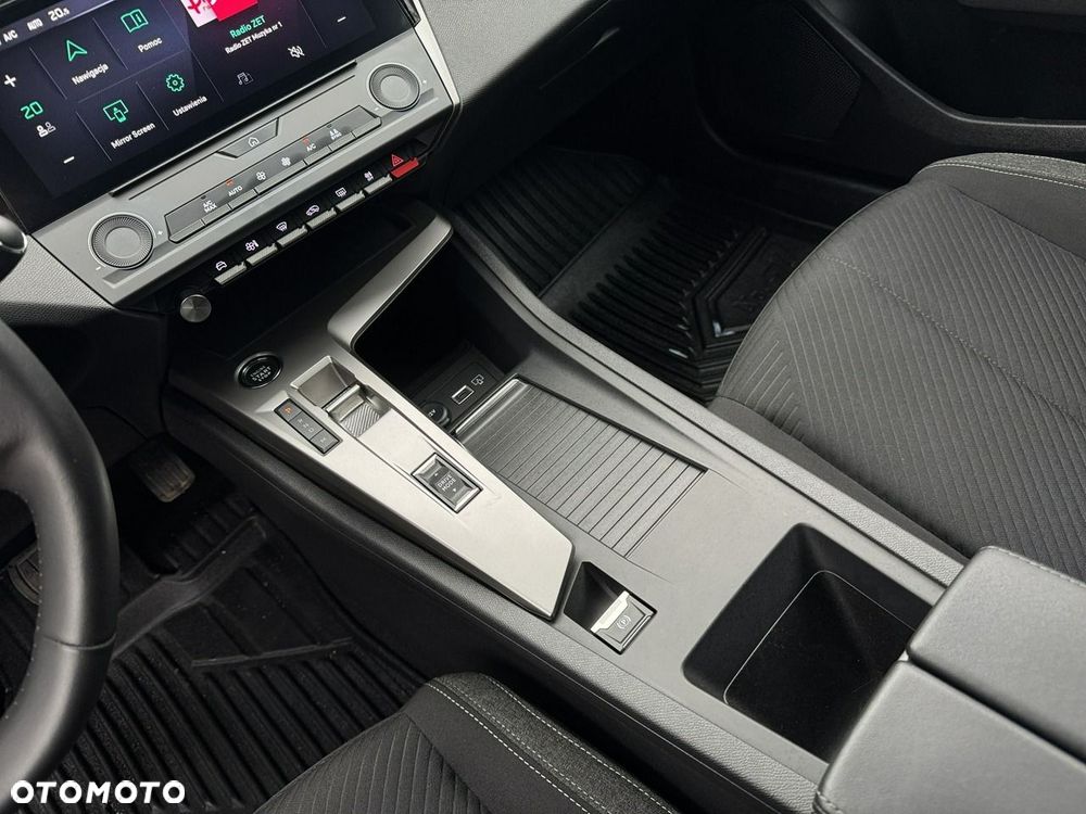 Peugeot 308 1.2 PureTech Active Pack S&S EAT8 - 22