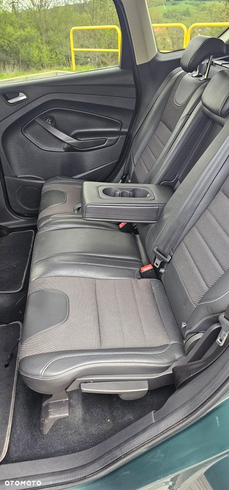 Ford Kuga - 22