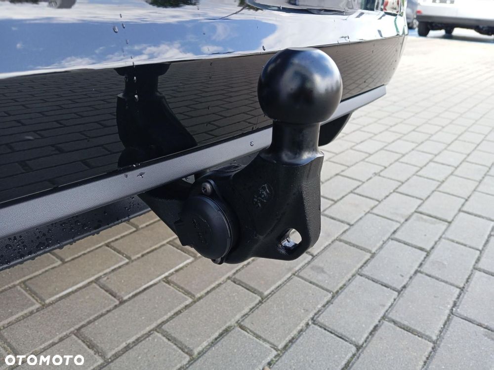 Volkswagen Touran - 21