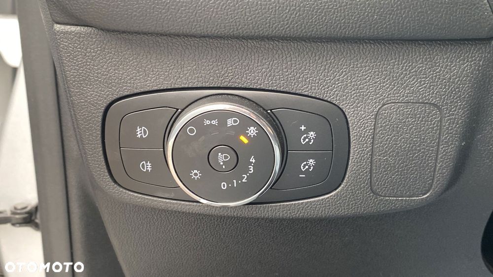 Ford Focus 1.5 EcoBlue Titanium X - 26