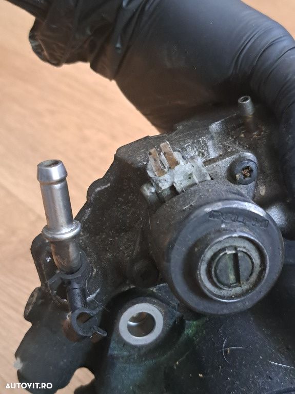 Pompă Înaltă Presiune Mercedes 2.2 CDI (OM651) - Originală Delphi A6510701201 ( mufa electrovalva sparta ) - 5