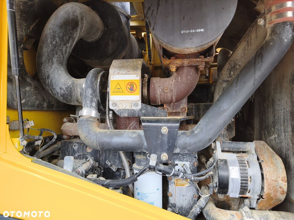 Komatsu WA380-5H - 7