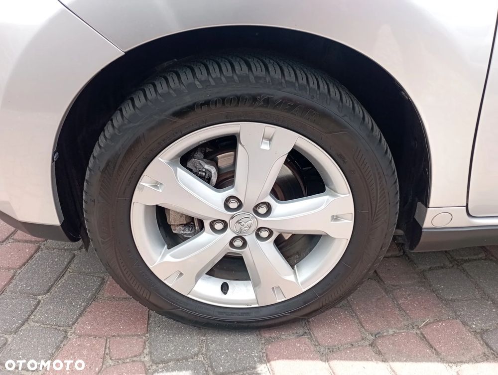 Toyota Urban Cruiser 1.33 Sol - 22