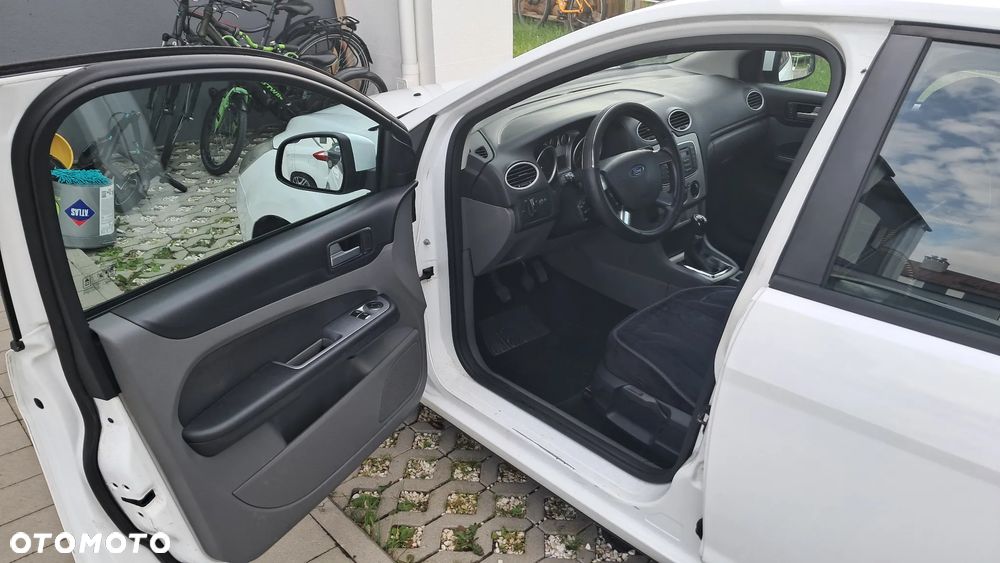 Ford Focus 1.6 TDCi Trend - 22