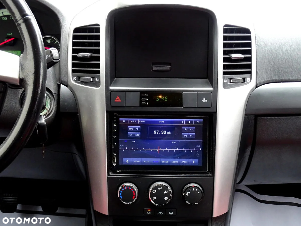 Chevrolet Captiva - 17