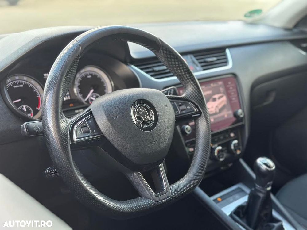 Skoda Octavia 2.0 TDI Sport Edition - 19