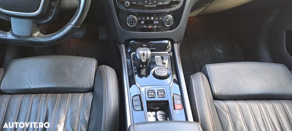 Peugeot 508 RXH Hybrid4 - 9