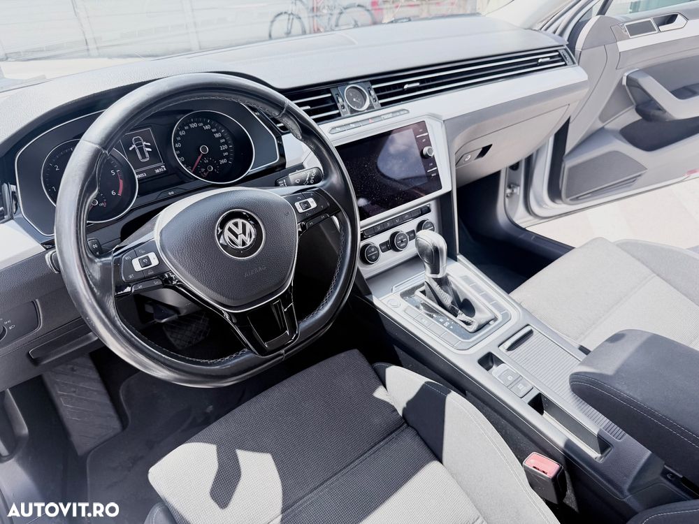 Volkswagen Passat - 6