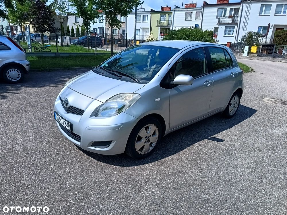 Toyota Yaris 1.0 Luna - 1