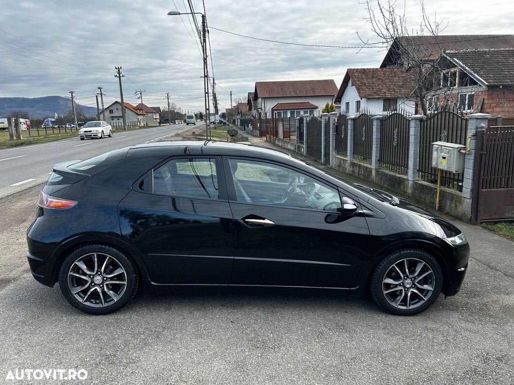 Honda Civic 1.8 SOHC i-VTEC MT GT - 5