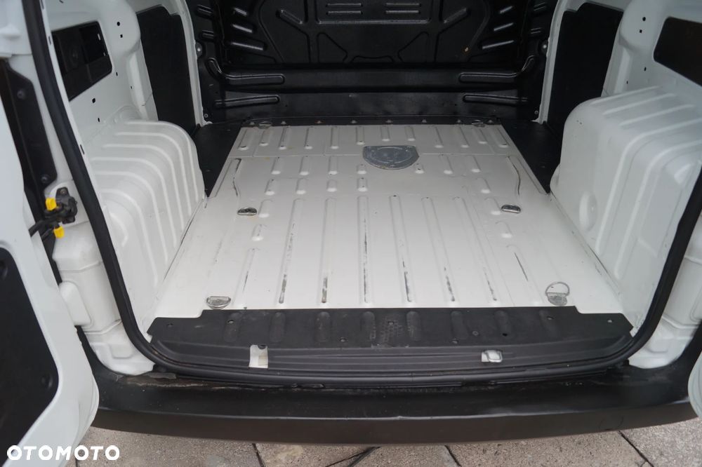 Fiat Fiorino - 25