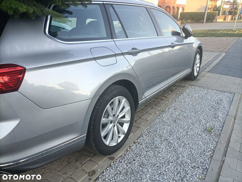 Volkswagen Passat 2.0 TDI SCR DSG Comfortline - 9