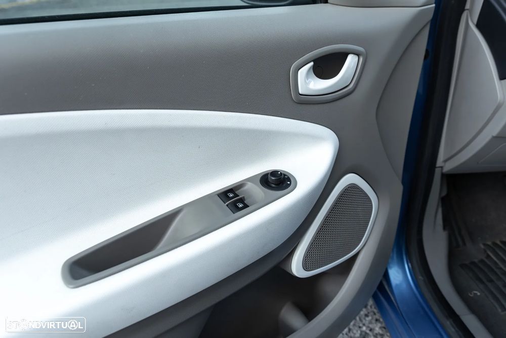 Renault Zoe (c/ Bateria) Life 40 Q90 - 16