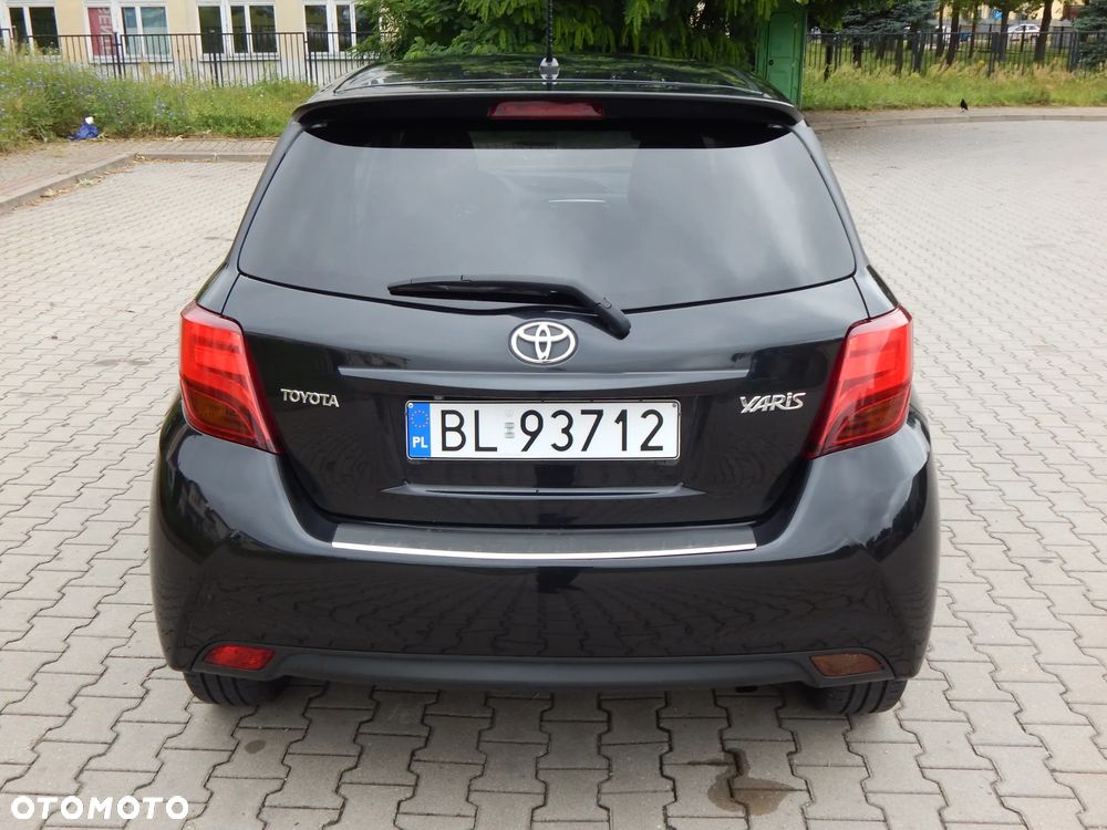 Toyota Yaris 1.33 Premium - 11