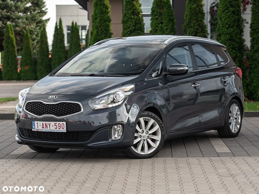 Kia Carens - 6