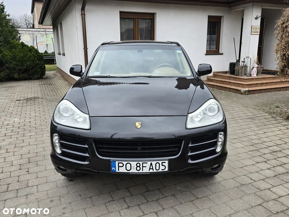 Porsche Cayenne - 4