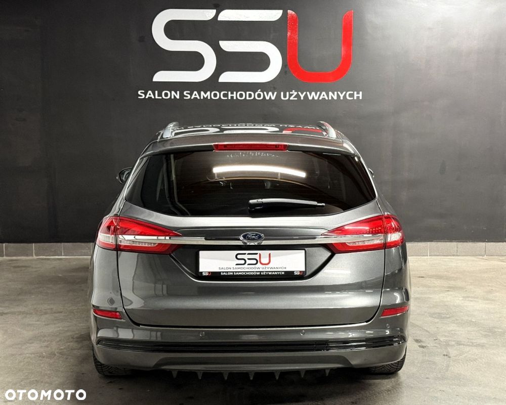 Ford Mondeo - 12