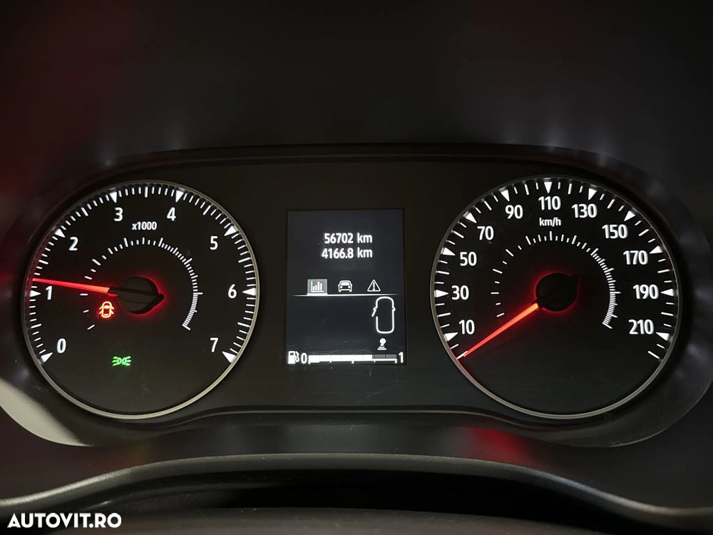 Dacia Sandero - 11