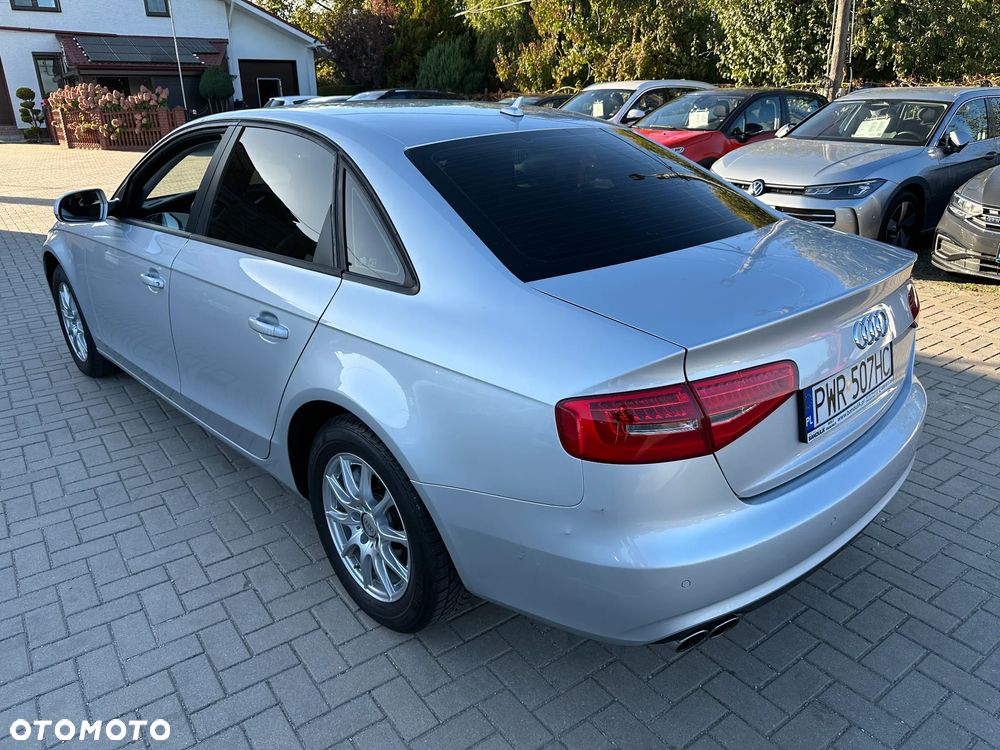 Audi A4 Limousine 2013 photo 4