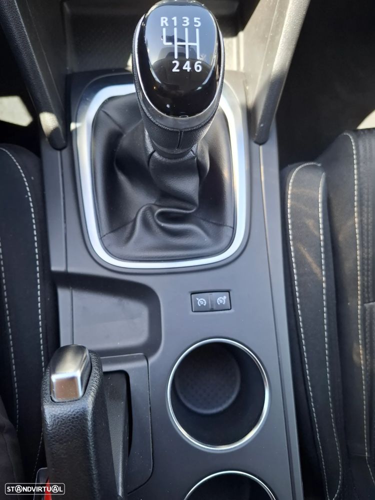 Renault Mégane 1.5 dCi Zen - 12